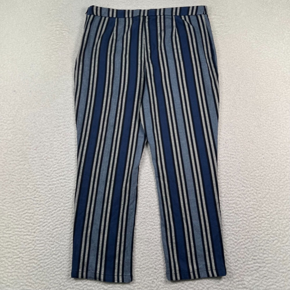 Free People Navy and Light Gray Striped Cropped Pants Linen Blend - Picture 3 of 9